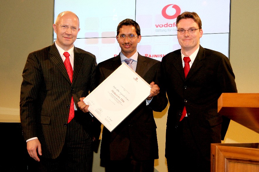 Markt- und Kundenorientierung 2006 Award for Rajnish Tiwari by Vodafone Stiftung für Forschung